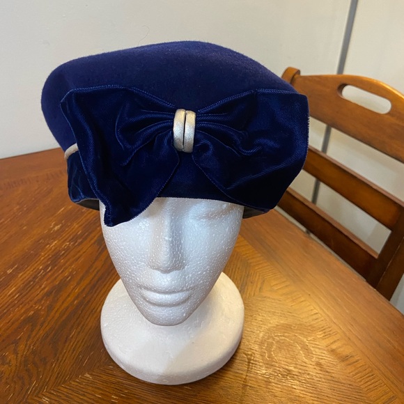Blue hat with silver trim - Picture 1 of 7